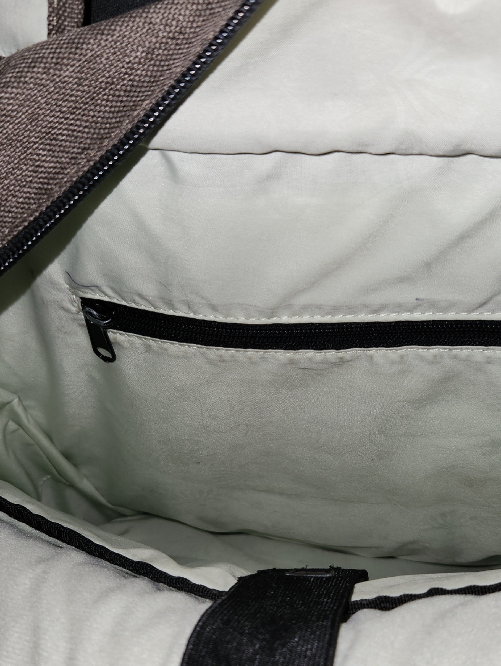 OGIO Bag - Picture 12 of 16